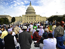 Washington'da tarihi bir namaz!