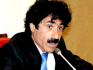 YNK, referanduma ‘Hayır’ diyen parlamenteri ihraç etti